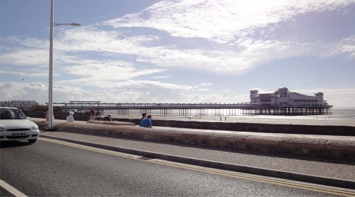 De pier in Weston-Super-Mare was helaas niet klaar, maar wel een eind op weg.